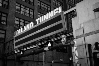 Overhead signage at entrance to Holland Tunnel